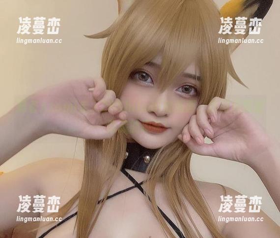 跟着Azami走入2BShinobi的画面，原图里都是隐藏的趣味！