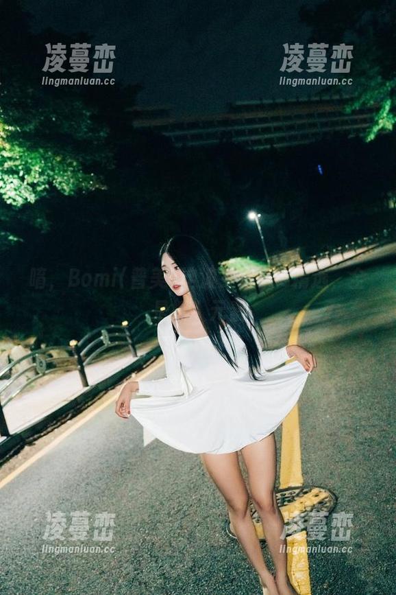 唷，Bomi(普美)这波女友cos精选，全是撩人元素