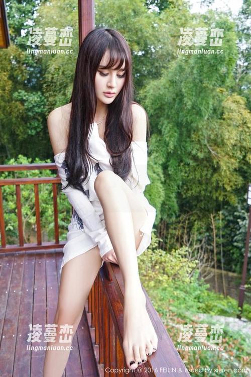 Feilin嗲囡囡 - SiByl李思宁的礼服合集：我忍不住想给她的裙子起个名字！