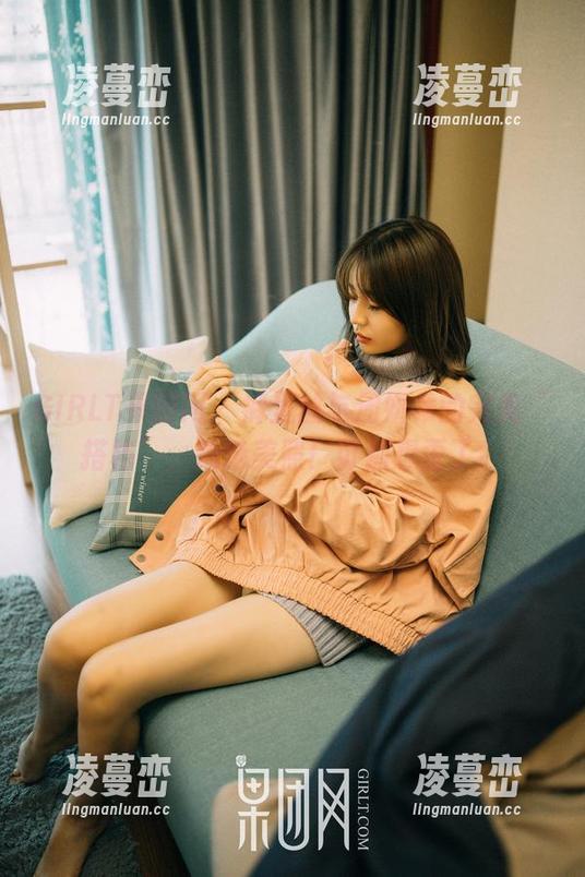 GIRLT果团网 - 裤里丝与周妍希的完美“搭档”，精选美照！可别想歪了！