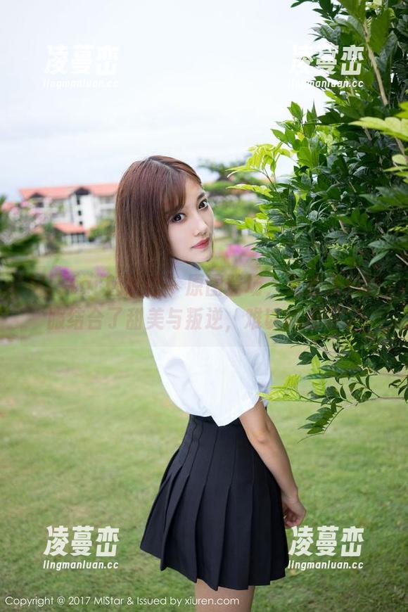 MiStar魅妍社 - 原图登场，夏依依的制服结合了甜美与叛逆，难以抗拒啊。