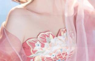 想要优雅又不失个性的御姐气质？Natsuko夏夏子的美图，绝对给你灵感！