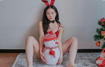 原图里的足球明星：Pia(피아)的写真，没那么美好！