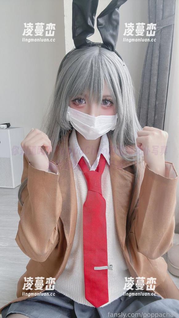 你知道吗？PoppaChan的雷姆女仆写真集比你的段子还风趣！