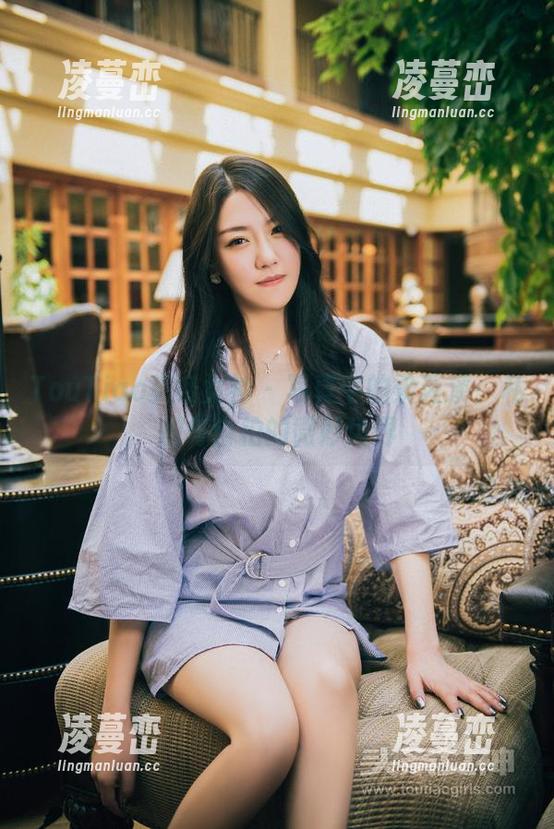 TouTiao头条女神 - 写真中的梁芮溪：私拍与自拍的微妙边界