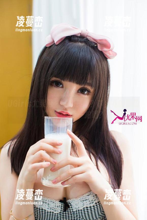 UGirls尤果网 - 私房美图？李宝儿的旅拍真的是随手一拍吗？