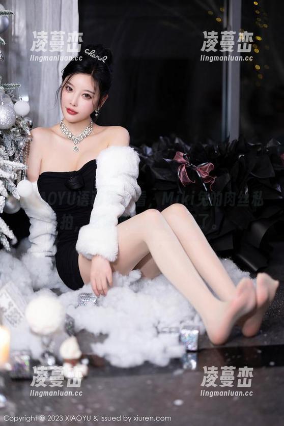 XIAOYU语画界 - 看，Miki兔的肉丝私拍，我好像突然有点饿了。