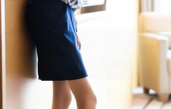 XIAOYU语画界 – 黄乐然的女王造型，这高清图包让人不小心多看了好几遍。