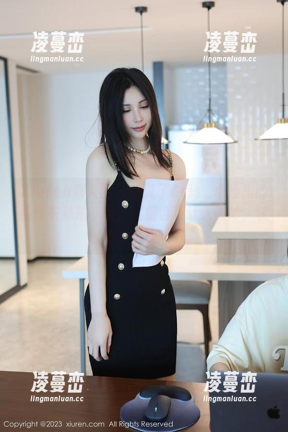 Xiuren秀人网 - 听说了Cris_卓娅祺的连体衣私拍，啧，这组合真让人微妙，快看原图解读一下。