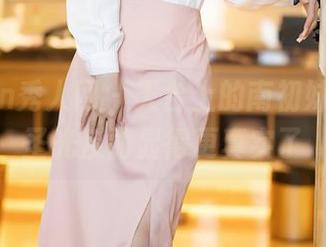Xiuren秀人网 – 天台上的南初妹妹，无圣光反而显得更真实了