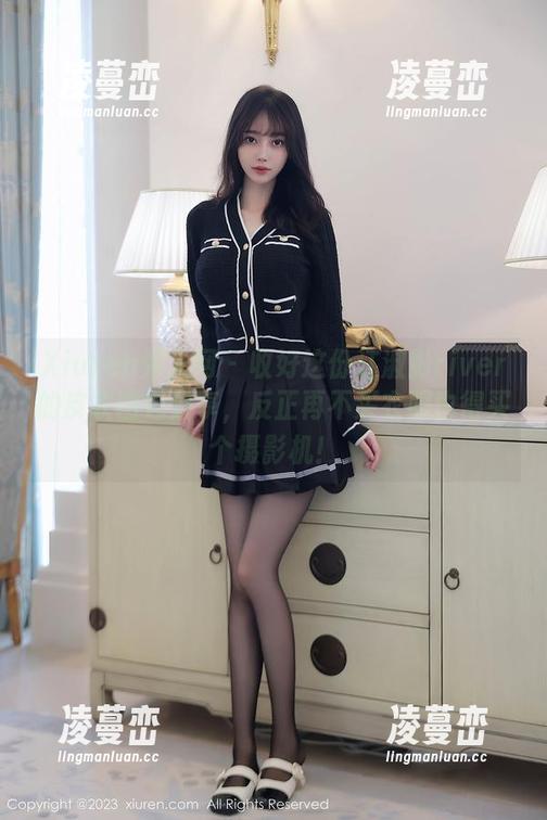 Xiuren秀人网 - 收好这份江淑影river的皮衣图包分享，反正再不买衣服也得买个摄影机！