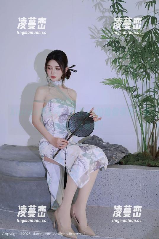 Xiuren秀人网 - 白芷yy的瑜伽美图—是运动还是看秀？