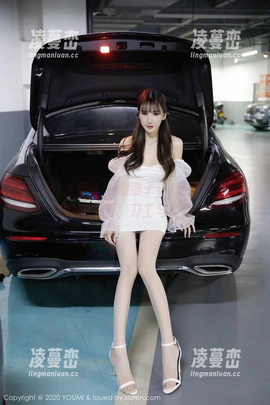 YouMi尤蜜荟 - 娜娜子yy私拍图集：厨娘的另一面，刀工与柔情并存