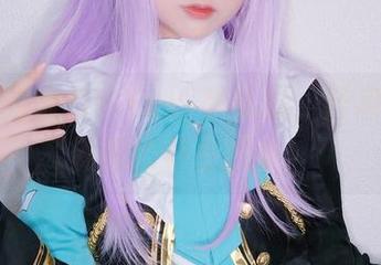 白衬衫的魔力：Yuki亭私拍，开启了一种资源的野生想象！