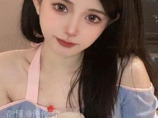 倦倦喵的黑猫写真全集：一只一定不会乖的猫