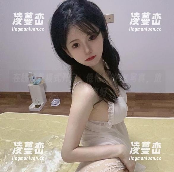 在线倦怠模式开启，倦倦喵的JK写真，放空一下真好