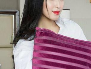克拉女神 – hello夏季，薇薇作品集新章揭晓，赶快来翻阅吧！