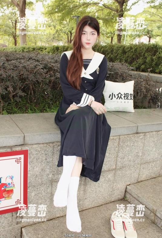 小众视觉 - 珂老师的定制丝袜写真，你敢试试吗？