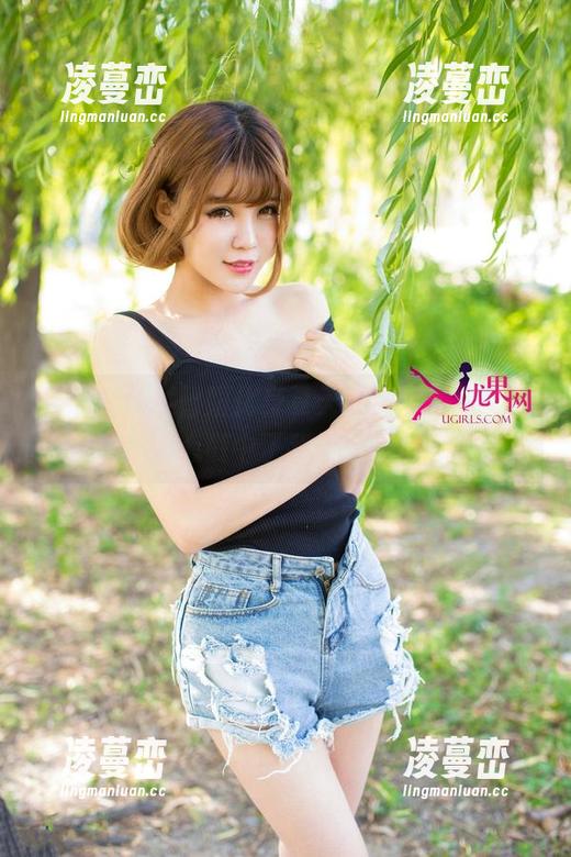 尤果网 - 赵智妍化身夏天里的小精灵，原图不小心戳中了我的某个心房。