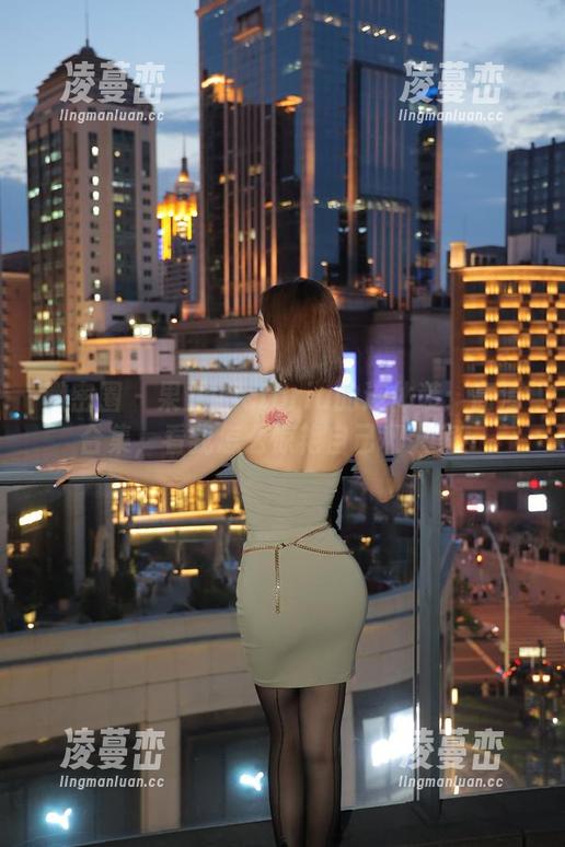 微密圈 - 果儿Victoria的连体装：高清合集，看我怎么惊艳自己和大家！