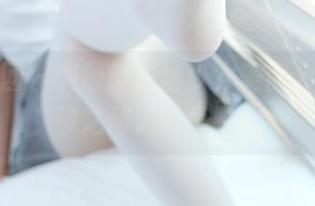 森萝财团 – 吸吸的白丝少女美图合集，动静之间流露优雅！