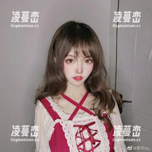 洛可ss的粉色探险，免费写真让你无法自拔！