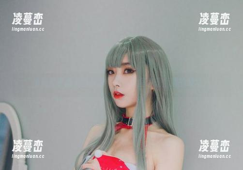 清颜颜子的美图分享，死库水里也是妩媚的道场。