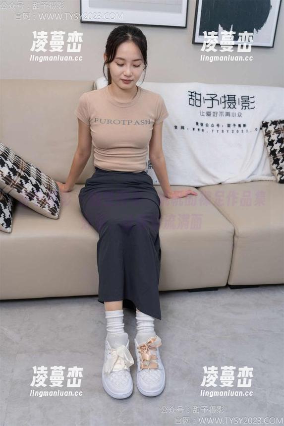 甜予摄影 - 随性而来，帆帆的裸足作品集分享，让你泪流满面