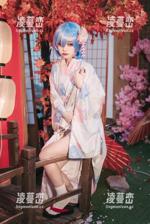 神沢永莉 图集里的神沢永莉,让我重新审视了‘制服’这词