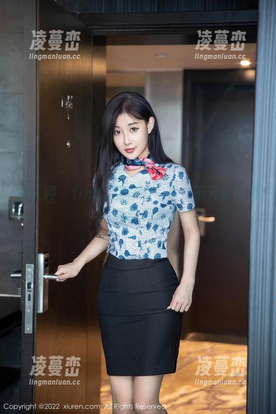 秀人网 - tina_甜仔的写真，不只是白裙，心机满满哦