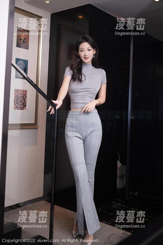 秀人网 - 极限运动？凯竹姐姐的体操服套图，让我想学倒立了！