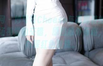 秀人网 – 妙可可Cheese与高跟鞋的碰撞，一场视觉的交错，原图意外有趣，图片向深红色靠拢。