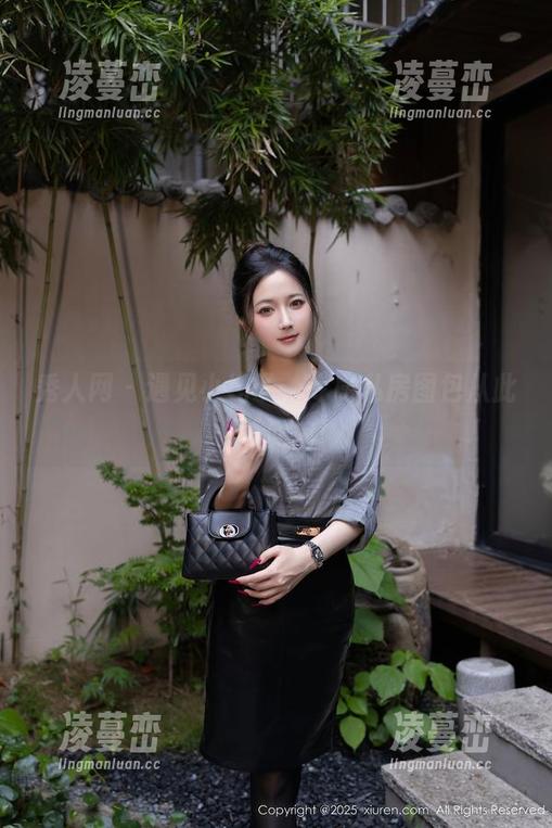 秀人网 - 遇见小纯子，专属私房图包从此不再孤单！