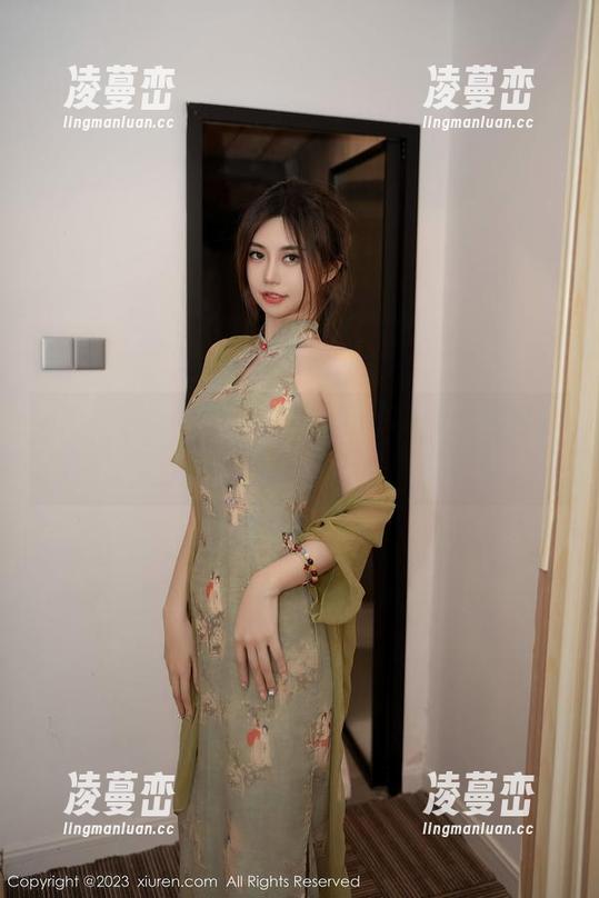秀人网 - 李丽莎的职业装写真，这原图莫名让我想要换个工作！