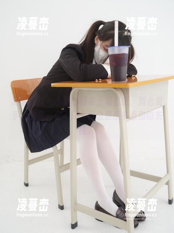 紧急企划 - 小恩的睡衣合集壁纸，适合做手机屏保，但不知为何总是想多点别的东西。