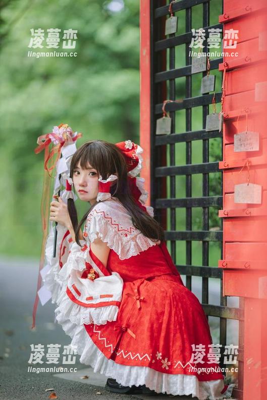 花柒Hana穿毛衣的理由：天冷心也冷，但图片依然很暖无圣光哦！