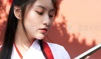 蜜桃社 – 真希的护士图集，咳咳，是意外吗？