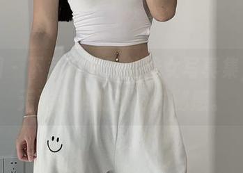 微密圈 – 下载陈佩奇的修女写真集，暗示无法抗拒的那份神秘感。