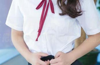青豆客 – 在线修图界的小仙女，施忆佳Kitty酱把妹妹的原图给搞成了炫酷大片！