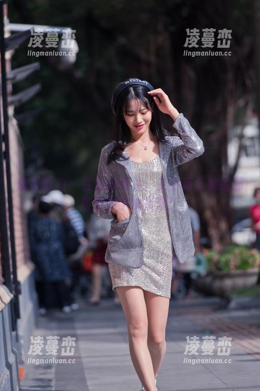 魔镜街拍 - 在线求关注：艾小青与她的那些绝妙学妹资源！